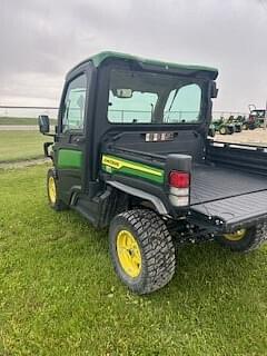 Image of John Deere XUV 835R equipment image 4