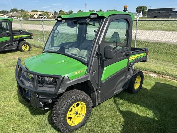 Image of John Deere XUV 835R Primary image