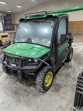 Image of John Deere XUV 835R Primary image