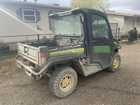 Image of John Deere XUV 835R equipment image 2