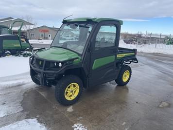 Main image John Deere XUV 835R