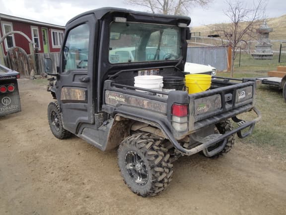 Image of John Deere XUV 835R equipment image 1