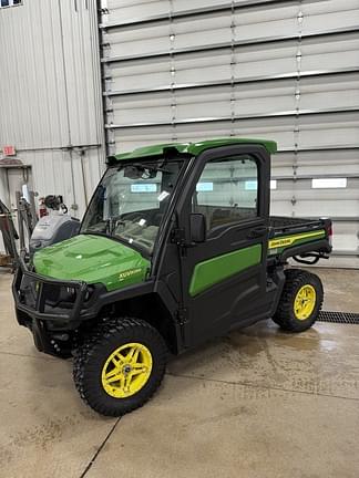 Image of John Deere XUV 835R Primary image