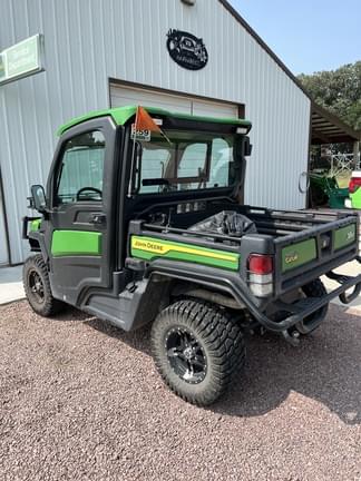Image of John Deere XUV 835R equipment image 3