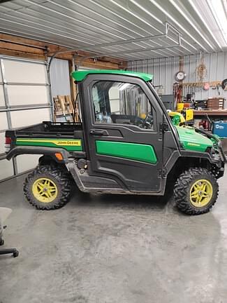 Image of John Deere XUV 835R Primary image