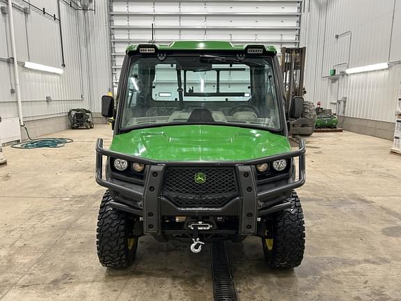 Image of John Deere XUV 835R equipment image 1