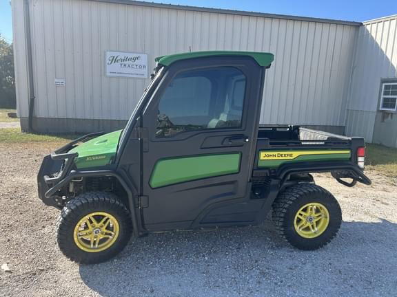 Image of John Deere XUV 835R equipment image 1