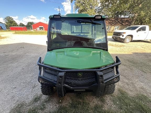 Image of John Deere XUV 835R equipment image 2