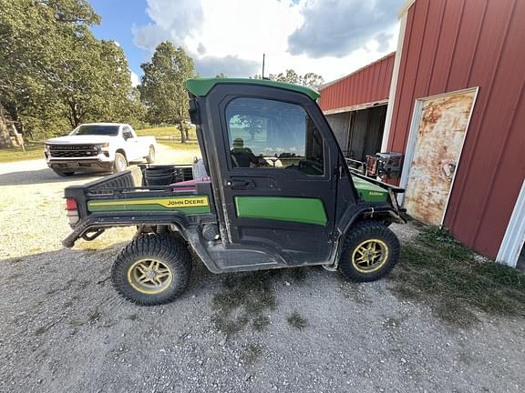 Image of John Deere XUV 835R equipment image 4