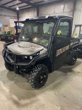 Main image John Deere XUV 835R