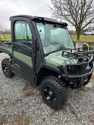 Main image John Deere XUV 835R