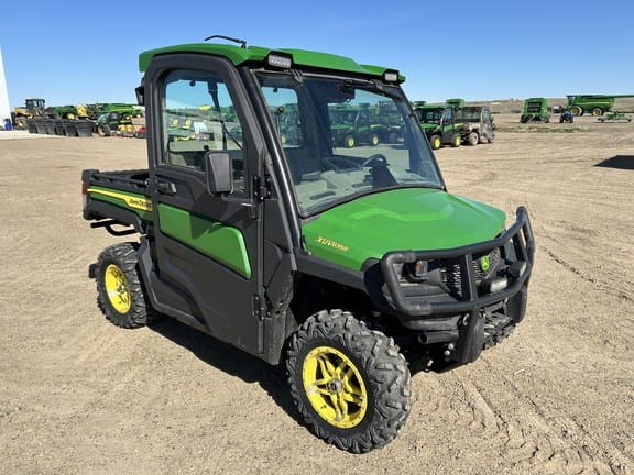 2022 John Deere XUV 835R Equipment Image0