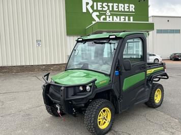 Main image John Deere XUV 835R