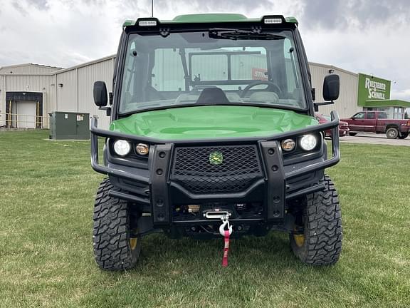 Image of John Deere XUV 835R equipment image 2