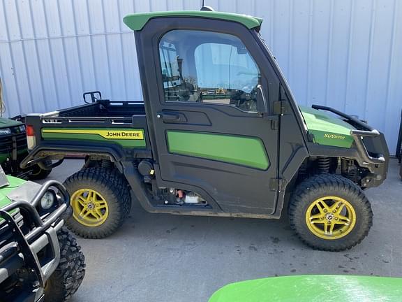 Image of John Deere XUV 835R equipment image 3