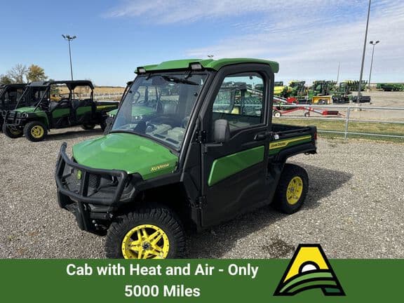 Image of John Deere XUV 835R Primary image