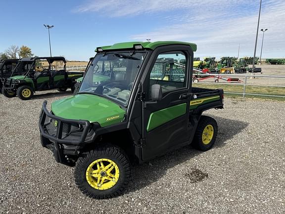 Image of John Deere XUV 835R Primary image