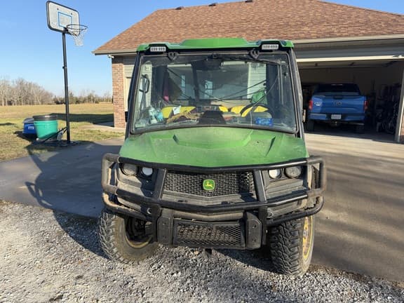 Image of John Deere XUV 835R equipment image 3
