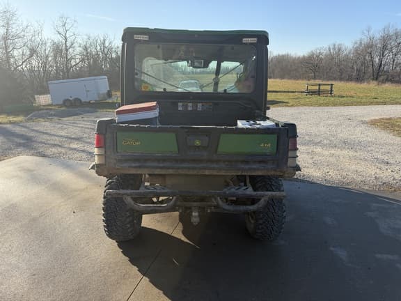 Image of John Deere XUV 835R equipment image 2