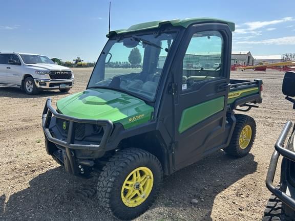 Image of John Deere XUV 835R equipment image 2