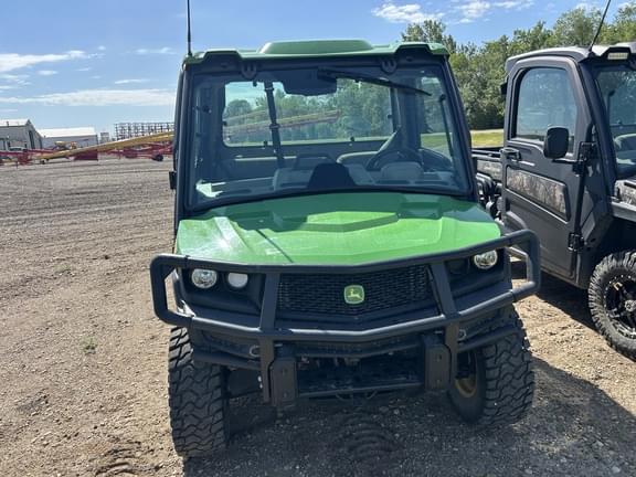 Image of John Deere XUV 835R equipment image 1