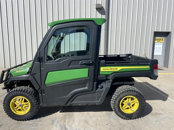 Main image John Deere XUV 835R