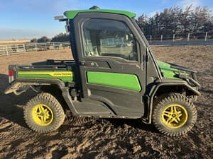 2022 John Deere XUV 835R Image