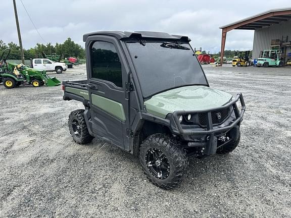 Image of John Deere XUV 835R equipment image 3