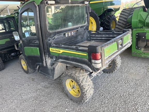 Main image John Deere XUV 835R