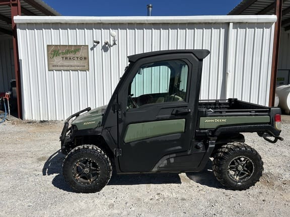 Main image John Deere XUV 835R