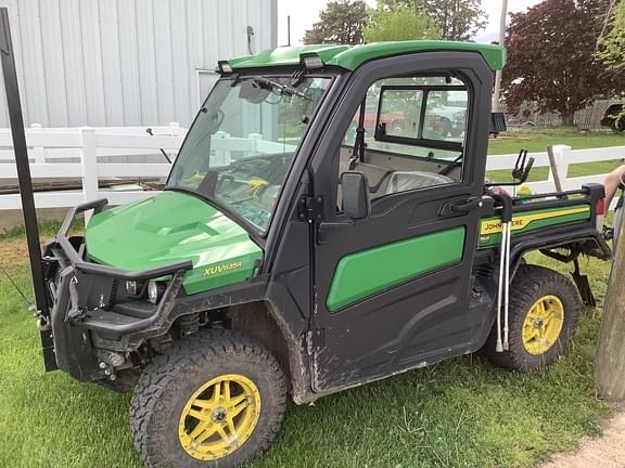 Image of John Deere XUV 835R Primary image