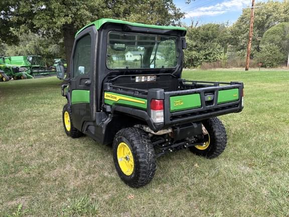 Image of John Deere XUV 835R equipment image 2