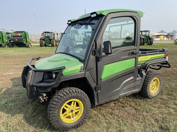 Image of John Deere XUV 835R Primary image