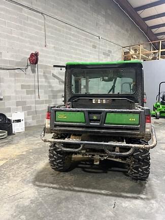 Image of John Deere XUV 835R equipment image 2