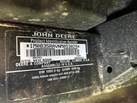 Image of John Deere XUV 835R equipment image 1