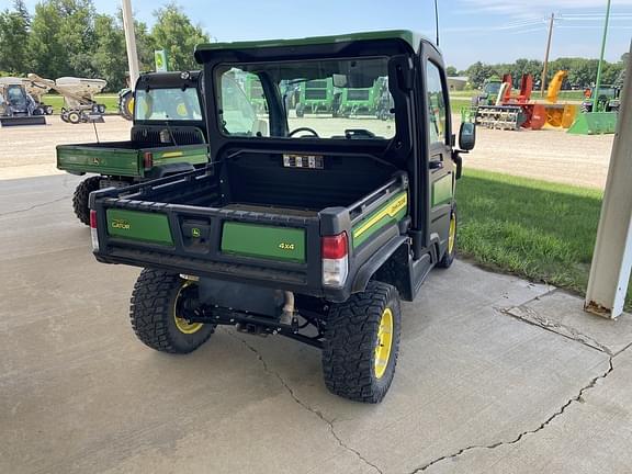 Image of John Deere XUV 835R equipment image 1