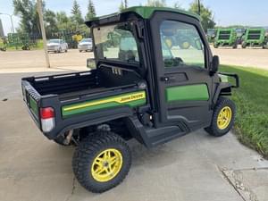 2022 John Deere XUV 835R Image