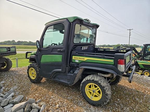 Image of John Deere XUV 835R equipment image 1