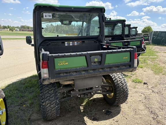 Image of John Deere XUV 835R equipment image 3