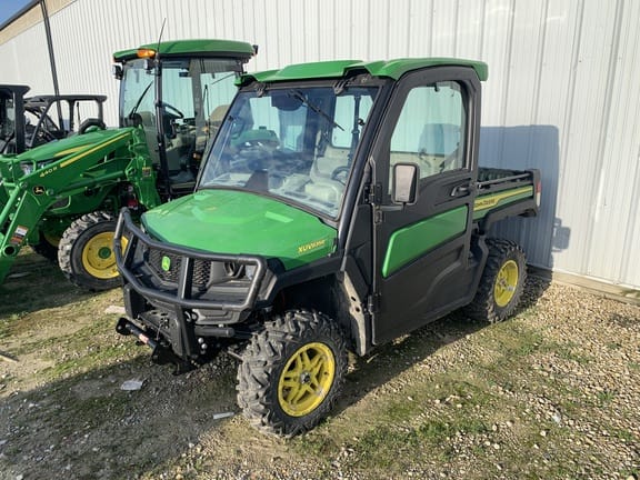 Main image John Deere XUV 835R