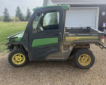Main image John Deere XUV 835R