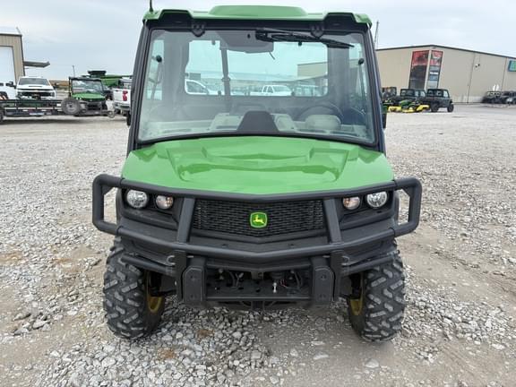 Image of John Deere XUV 835R equipment image 4