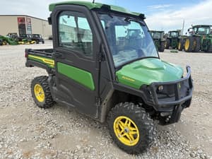 2022 John Deere XUV 835R Image