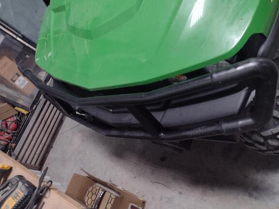 Image of John Deere XUV 835R equipment image 3