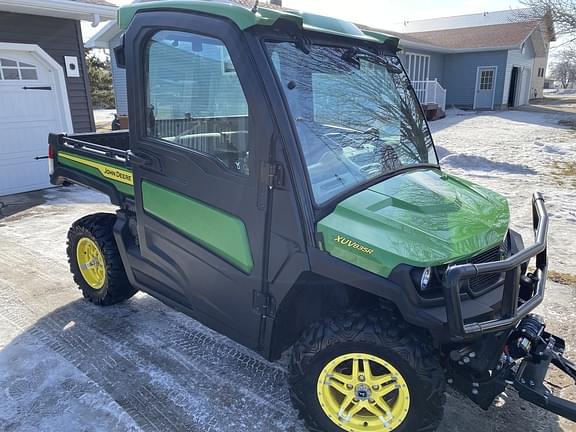 Image of John Deere XUV 835R equipment image 3