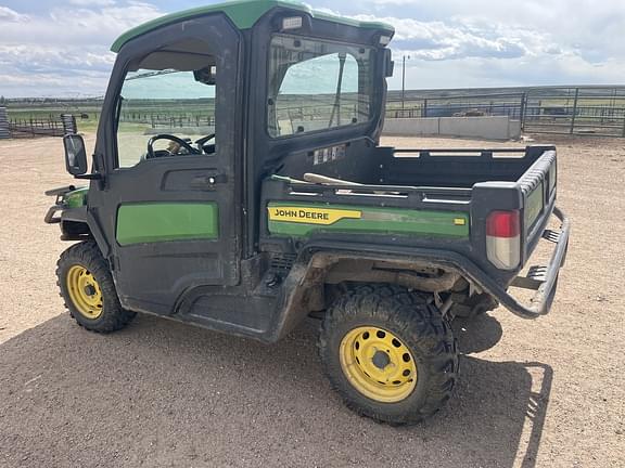 Image of John Deere XUV 835R equipment image 3