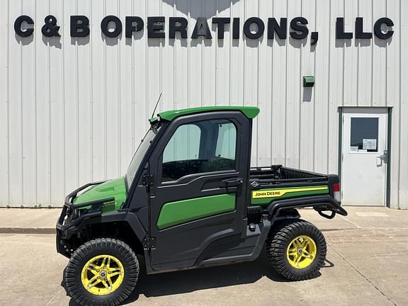 Image of John Deere XUV 835R Primary image