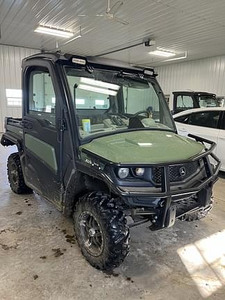 Image of John Deere XUV 835R equipment image 1