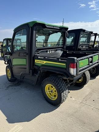 Image of John Deere XUV 835R equipment image 3