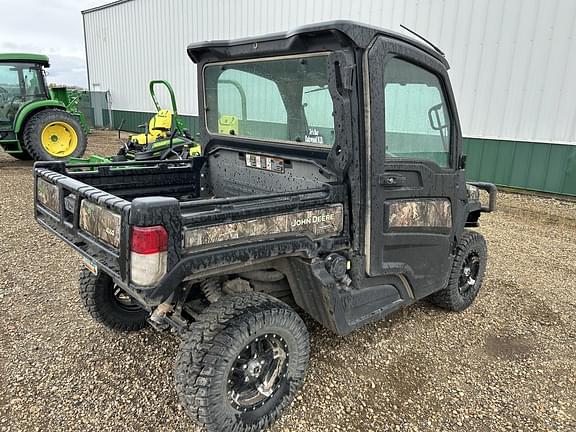 Image of John Deere XUV 835R equipment image 4